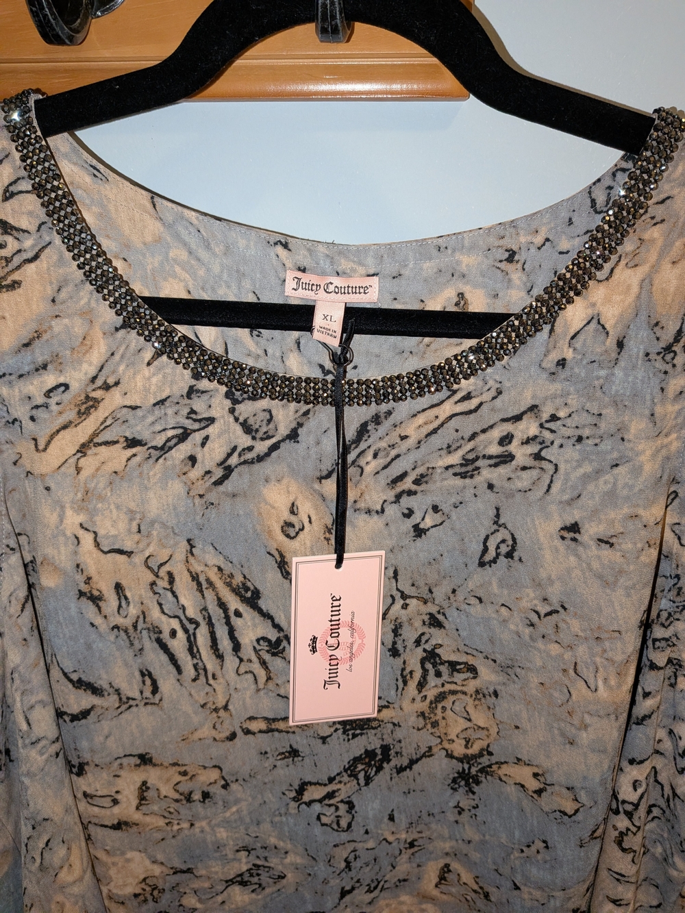 Juicy Couture Abstract Beaded Scoop Tank - Picture 6 of 8